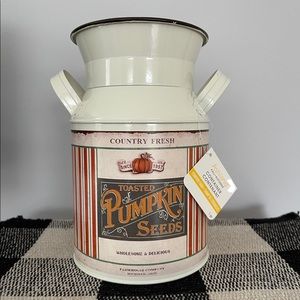 🆕 Pumpkin metal container